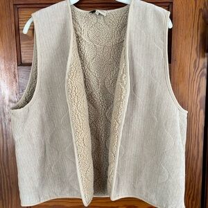 Soyaconcept Cream Corduroy Vest with Sherpa Lining, XL